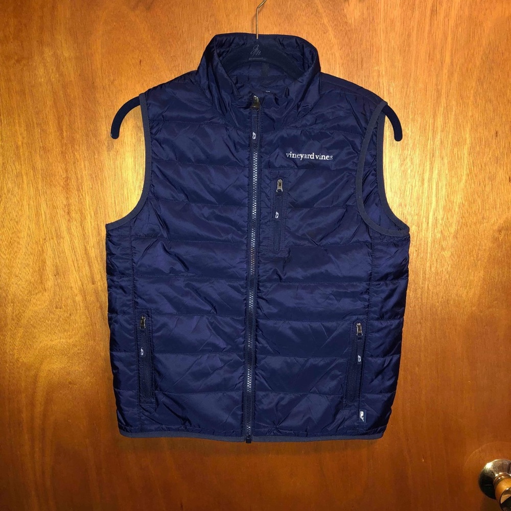 Vineyard Vines Vest Size Medium